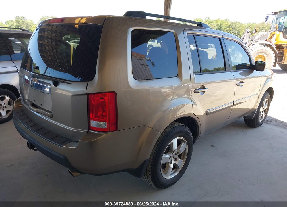 2011 HONDA PILOT EX-L VIN: 5FNYF3H6XBB032664