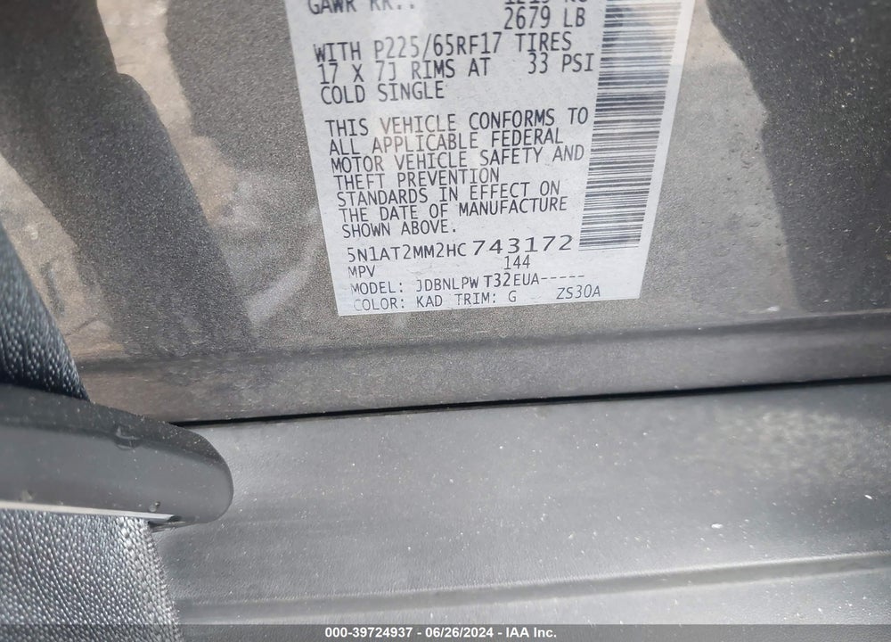 2017 NISSAN ROGUE S VIN: 5N1AT2MM2HC743172