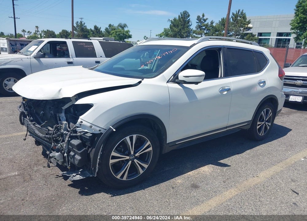 2017 NISSAN ROGUE VIN: 5N1AT2MTXHC875586