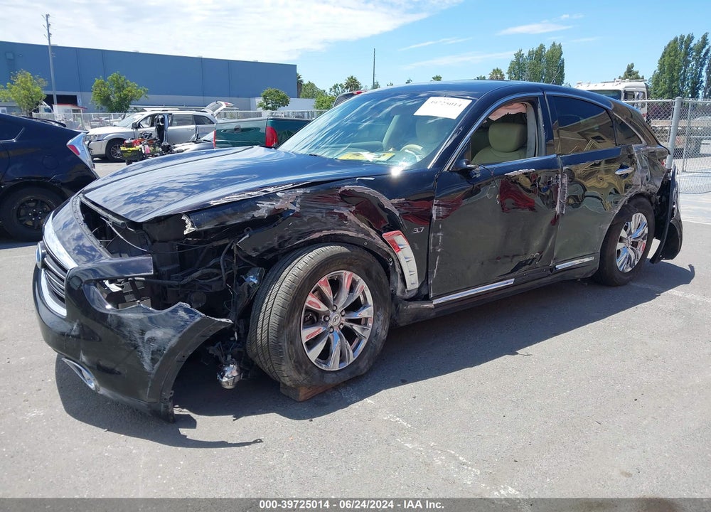 2014 INFINITI QX70 VIN: JN8CS1MU3EM452278