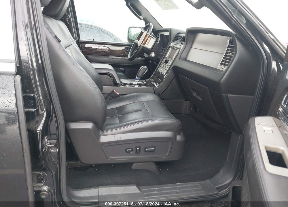 2010 LINCOLN NAVIGATOR VIN: 5LMJJ2H59AEJ00804