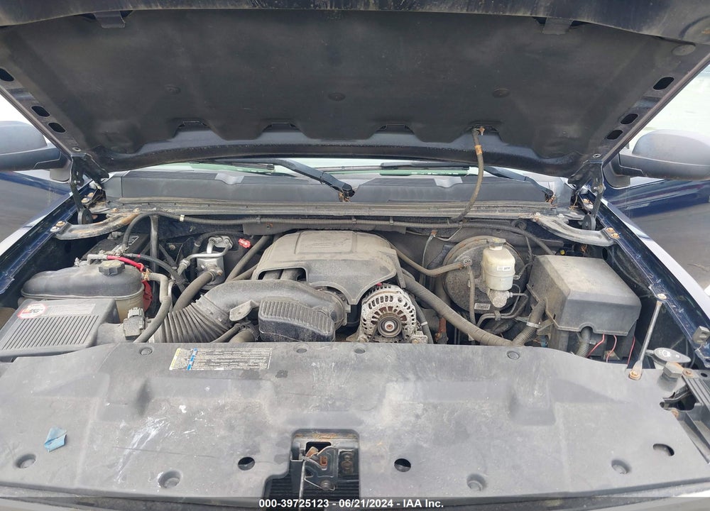2011 CHEVROLET SILVERADO 1500 LS VIN: 1GCRKREAXBZ102055