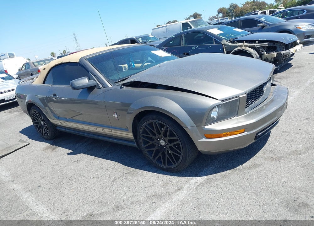 2005 FORD MUSTANG VIN: 1ZVFT84N255208099