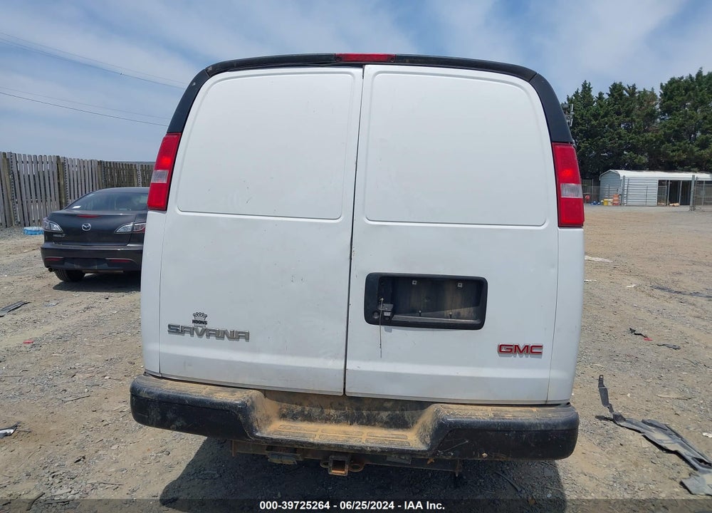 2018 GMC SAVANA 2500 WORK VAN VIN: 1GTW7AFG7J1332495