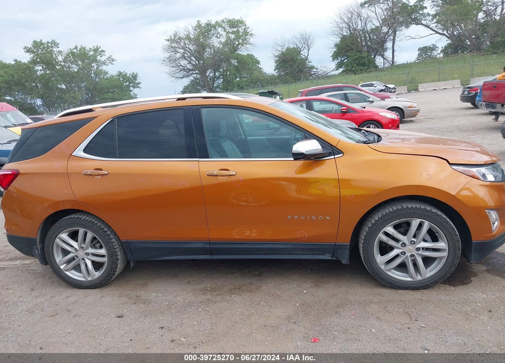 2018 CHEVROLET EQUINOX PREMIER VIN: 2GNAXVEV8J6121070