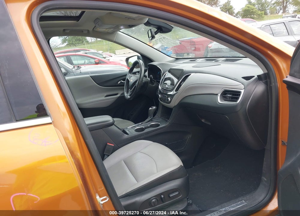 2018 CHEVROLET EQUINOX PREMIER VIN: 2GNAXVEV8J6121070