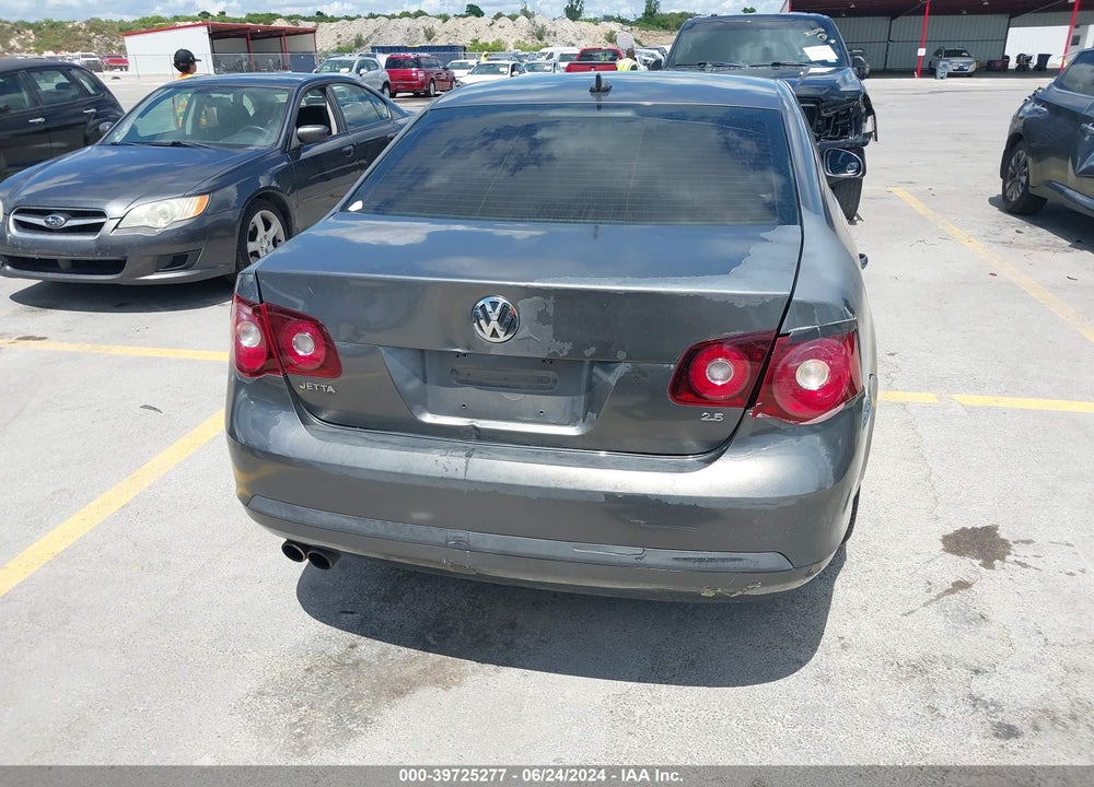 2008 VOLKSWAGEN JETTA SE/SEL VIN: 3VWRM81KX8M092878