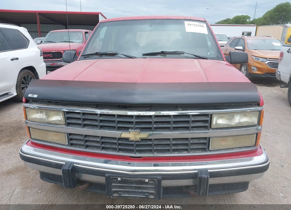 1993 CHEVROLET SUBURBAN K1500 VIN: 1GNFK16K2PJ399900