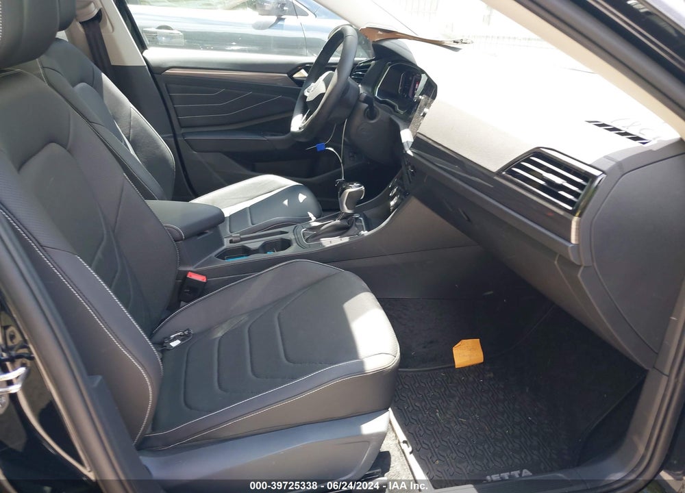 2024 VOLKSWAGEN JETTA 1.5T SEL VIN: 3VWGM7BU6RM034785