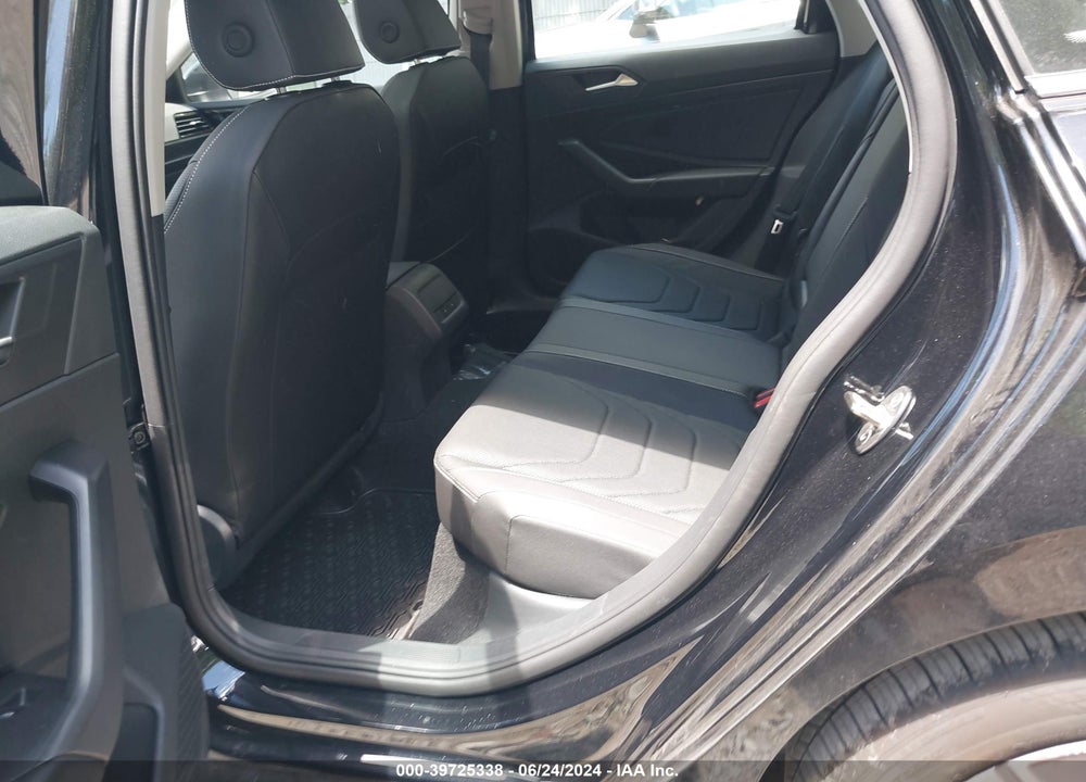 2024 VOLKSWAGEN JETTA 1.5T SEL VIN: 3VWGM7BU6RM034785