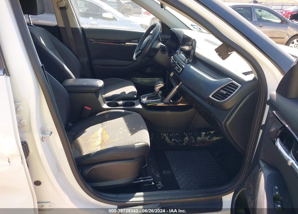 2023 KIA SELTOS S VIN: KNDEUCAAXP7439811