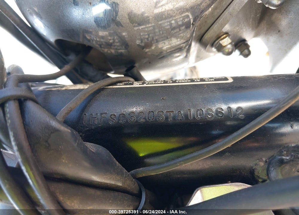 1996 HONDA VT1100 C2 VIN: 1HFSC3203TA103612