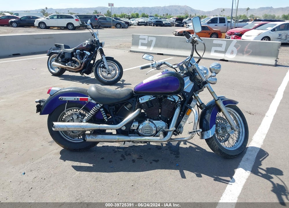 1996 HONDA VT1100 C2 VIN: 1HFSC3203TA103612