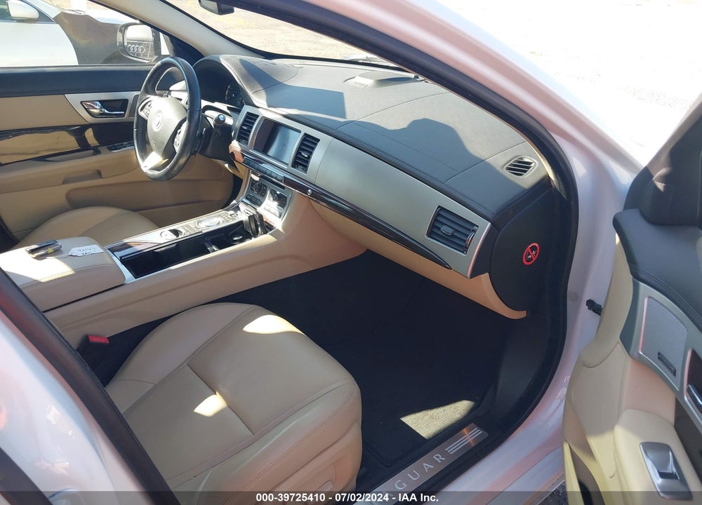 2013 JAGUAR XF V6 SC VIN: SAJWA0E75D8S62800