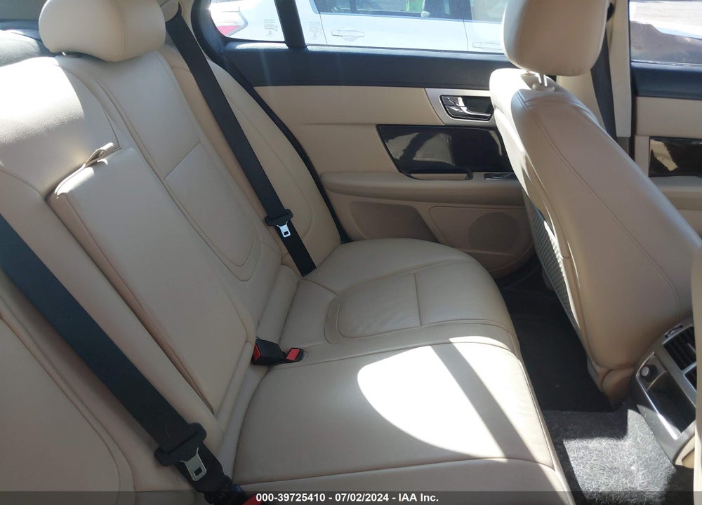 2013 JAGUAR XF V6 SC VIN: SAJWA0E75D8S62800