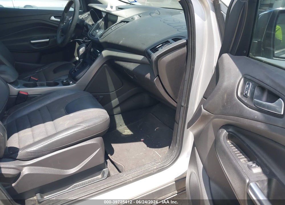 2015 FORD ESCAPE SE VIN: 1FMCU0GX1FUB04790