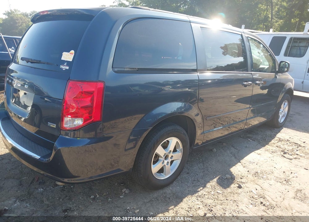 2013 DODGE GRAND CARAVAN SXT VIN: 2C4RDGCGXDR637177