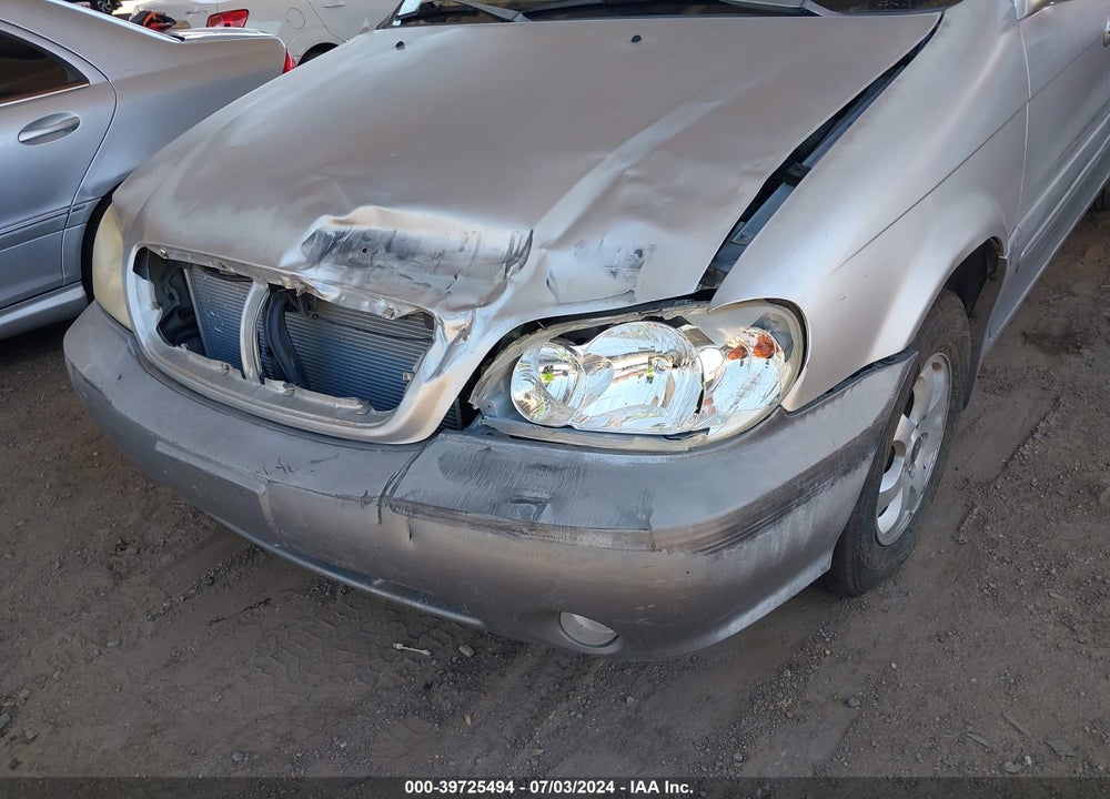 2004 KIA SEDONA EX/LX VIN: KNDUP131846574162