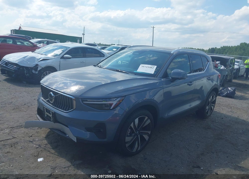 2023 VOLVO XC40 B5 ULTIMATE BRIGHT THEME VIN: YV4L12UA4P2023074