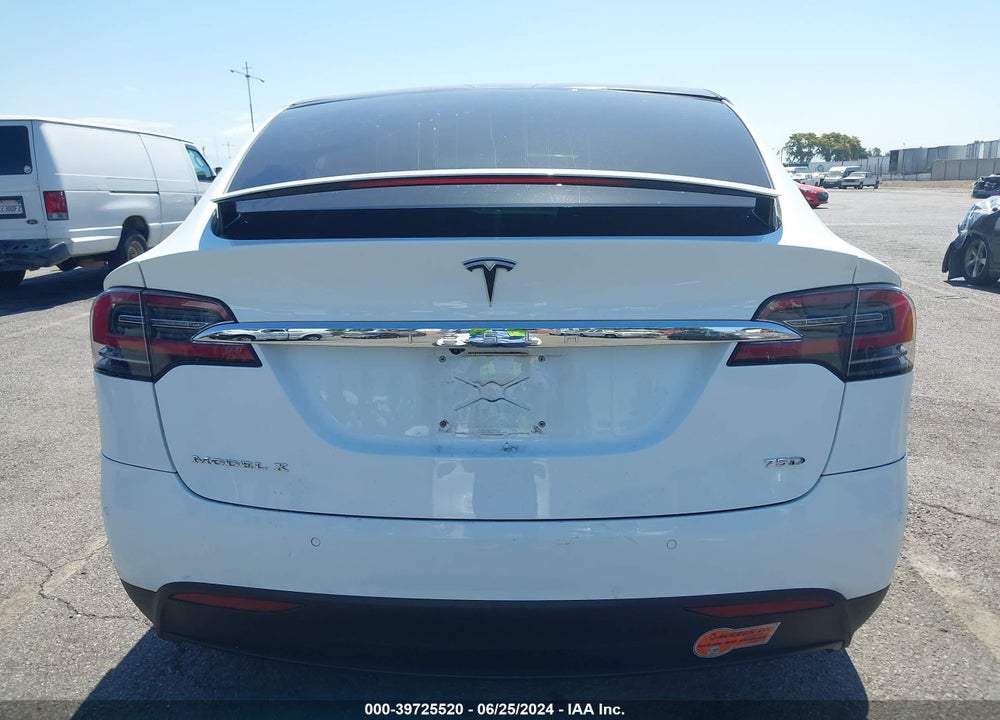 2016 TESLA MODEL X VIN: 5YJXCBE23GF012389