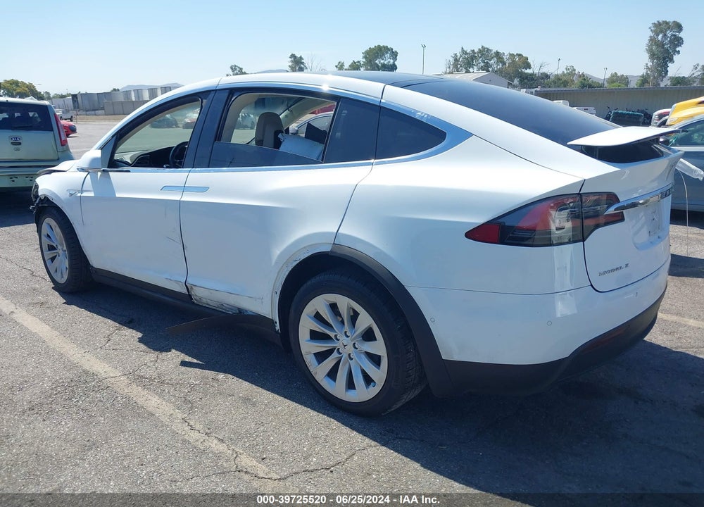 2016 TESLA MODEL X VIN: 5YJXCBE23GF012389