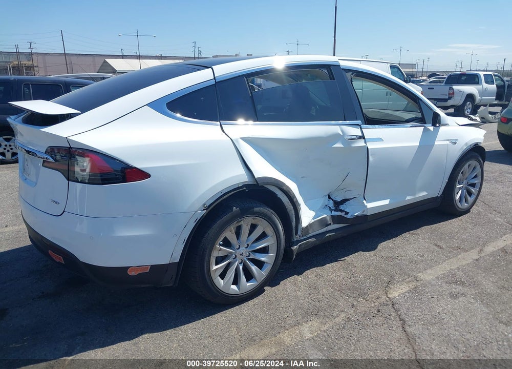 2016 TESLA MODEL X VIN: 5YJXCBE23GF012389