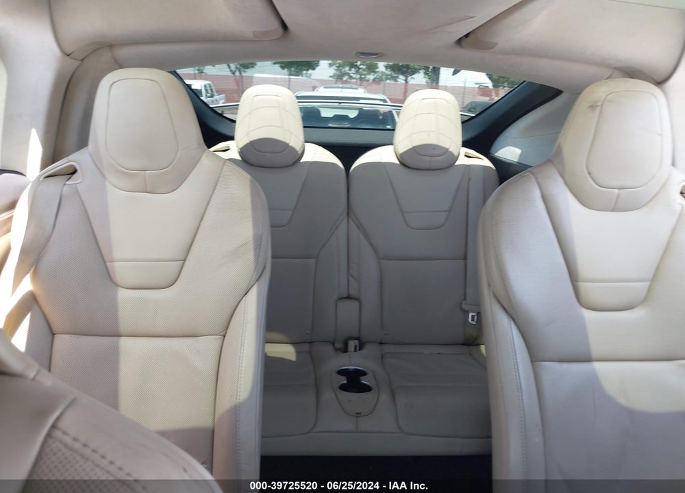 2016 TESLA MODEL X VIN: 5YJXCBE23GF012389