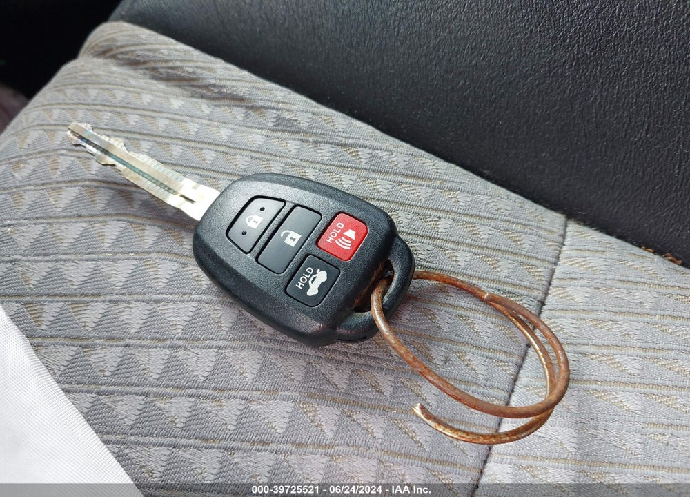 2014 TOYOTA CAMRY SE VIN: 4T1BF1FKXEU457660