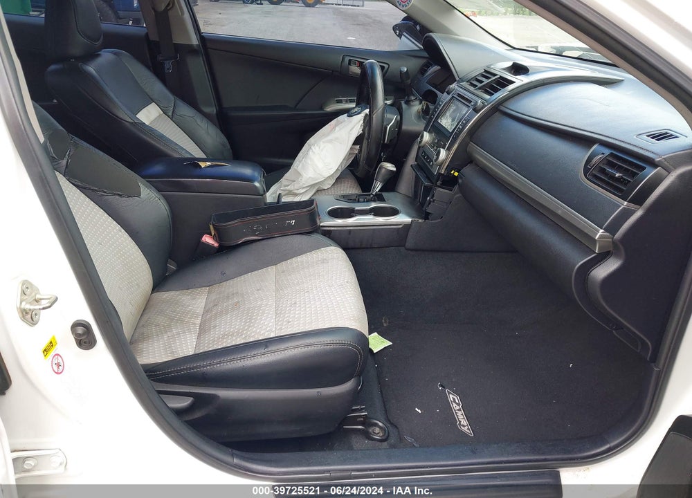 2014 TOYOTA CAMRY SE VIN: 4T1BF1FKXEU457660