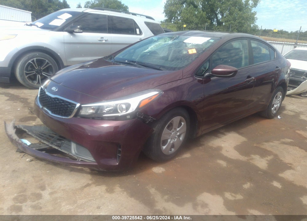 2018 KIA FORTE LX VIN: 3KPFK4A74JE281011