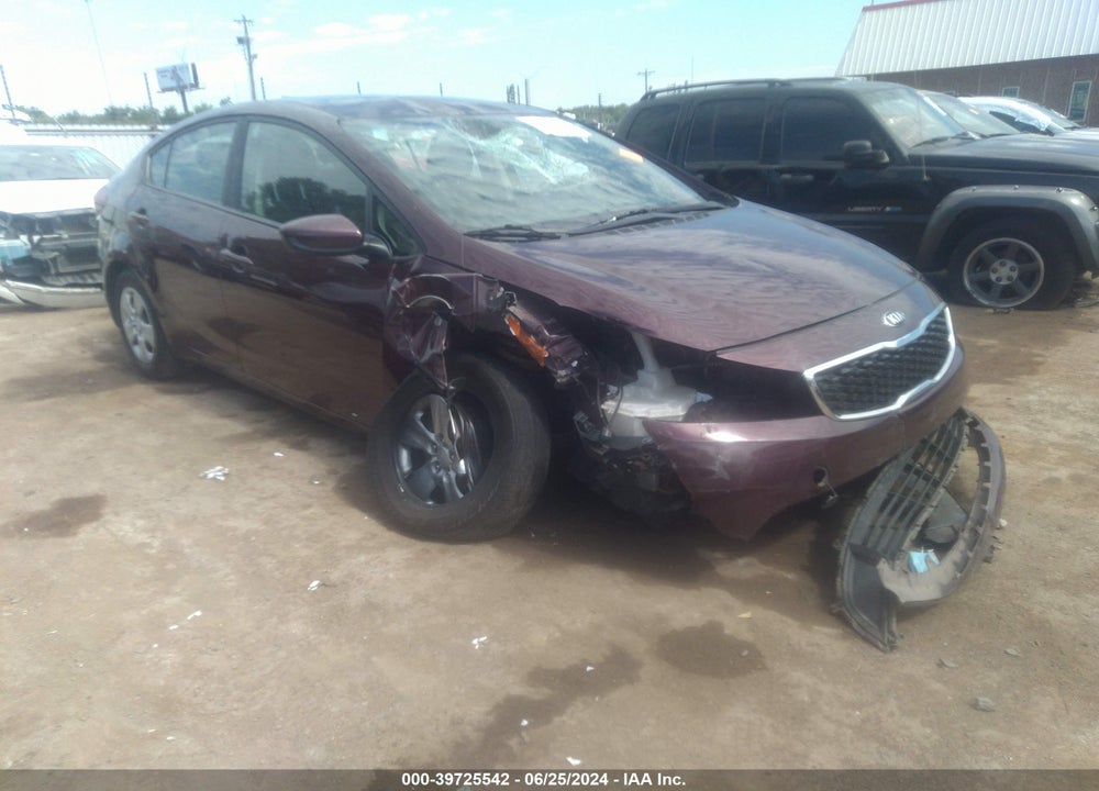 2018 KIA FORTE LX VIN: 3KPFK4A74JE281011