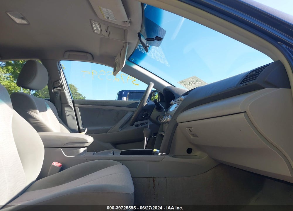 2011 TOYOTA CAMRY LE VIN: 4T1BF3EK6BU195693