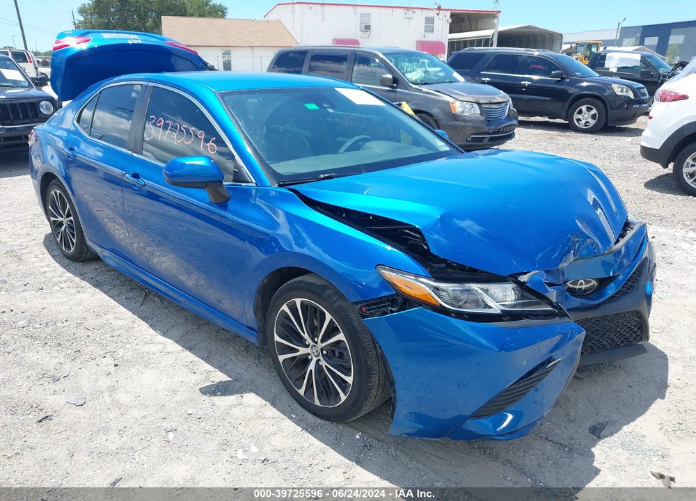 2019 TOYOTA CAMRY SE VIN: 4T1B11HK2KU279671