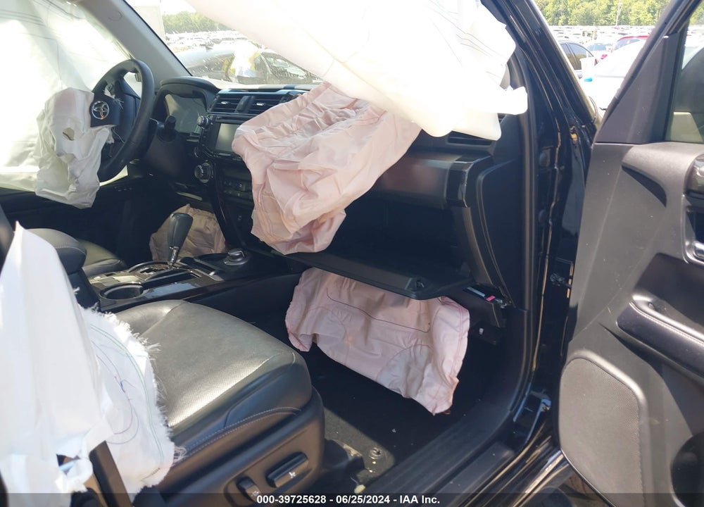 2019 TOYOTA 4RUNNER LIMITED NIGHTSHADE VIN: JTEBU5JR9K5718638