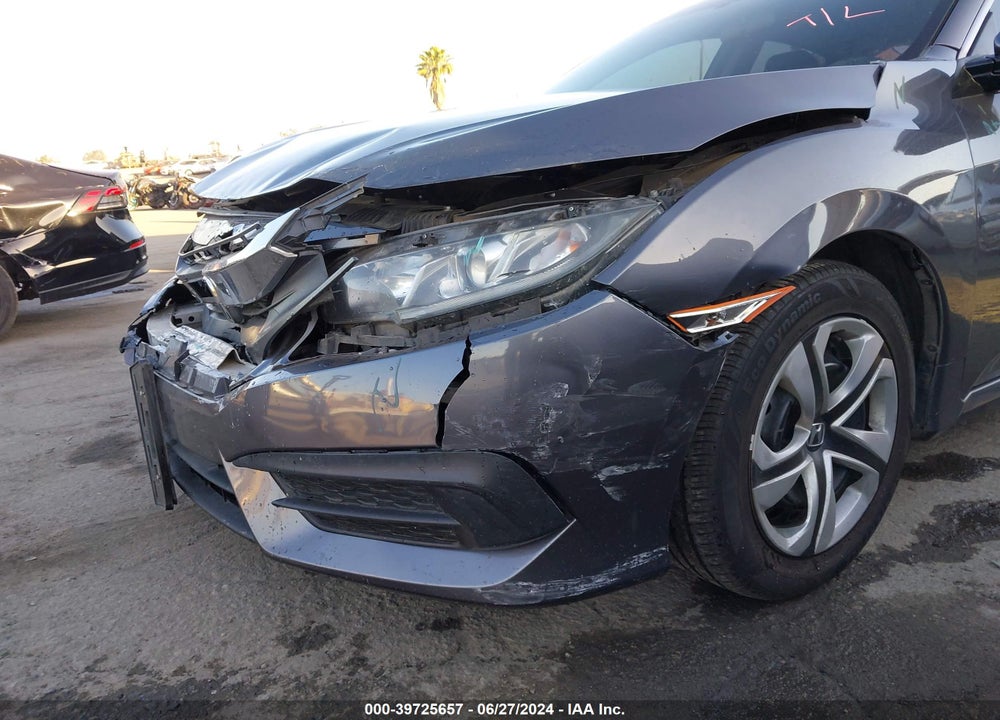 2018 HONDA CIVIC LX VIN: 2HGFC2F51JH531903