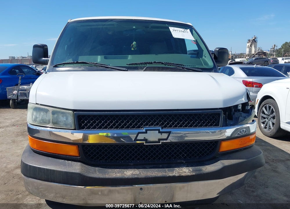 2005 CHEVROLET EXPRESS VIN: 1GAHG39U851200351
