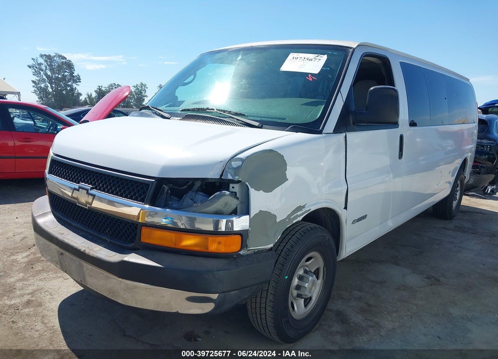2005 CHEVROLET EXPRESS VIN: 1GAHG39U851200351