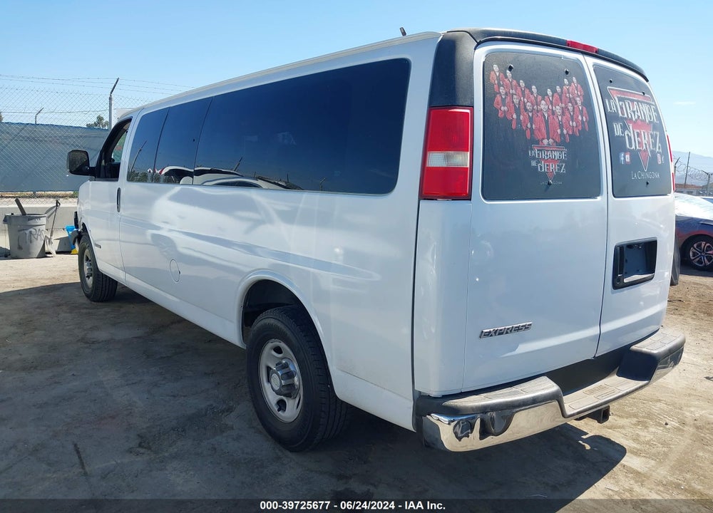 2005 CHEVROLET EXPRESS VIN: 1GAHG39U851200351