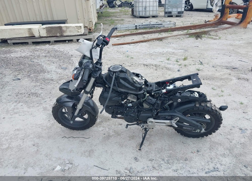 2023 HONDA GROM 125 VIN: MLHJC9216P5104668