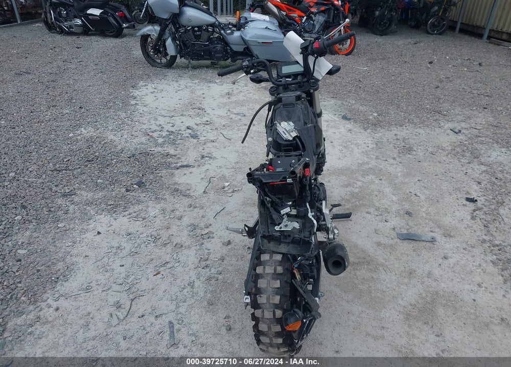 2023 HONDA GROM 125 VIN: MLHJC9216P5104668