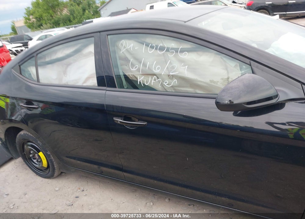 2018 HYUNDAI ELANTRA SEL VIN: 5NPD84LF0JH269427