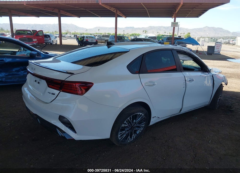 2023 KIA FORTE GT LINE VIN: 3KPF54AD2PE561208