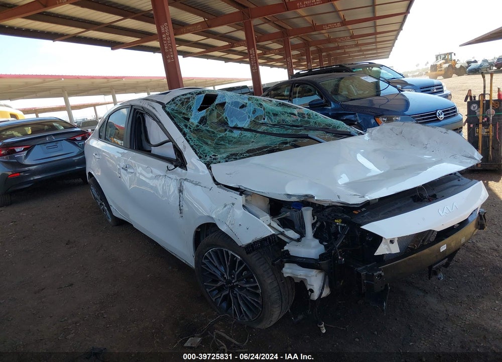 2023 KIA FORTE GT LINE VIN: 3KPF54AD2PE561208