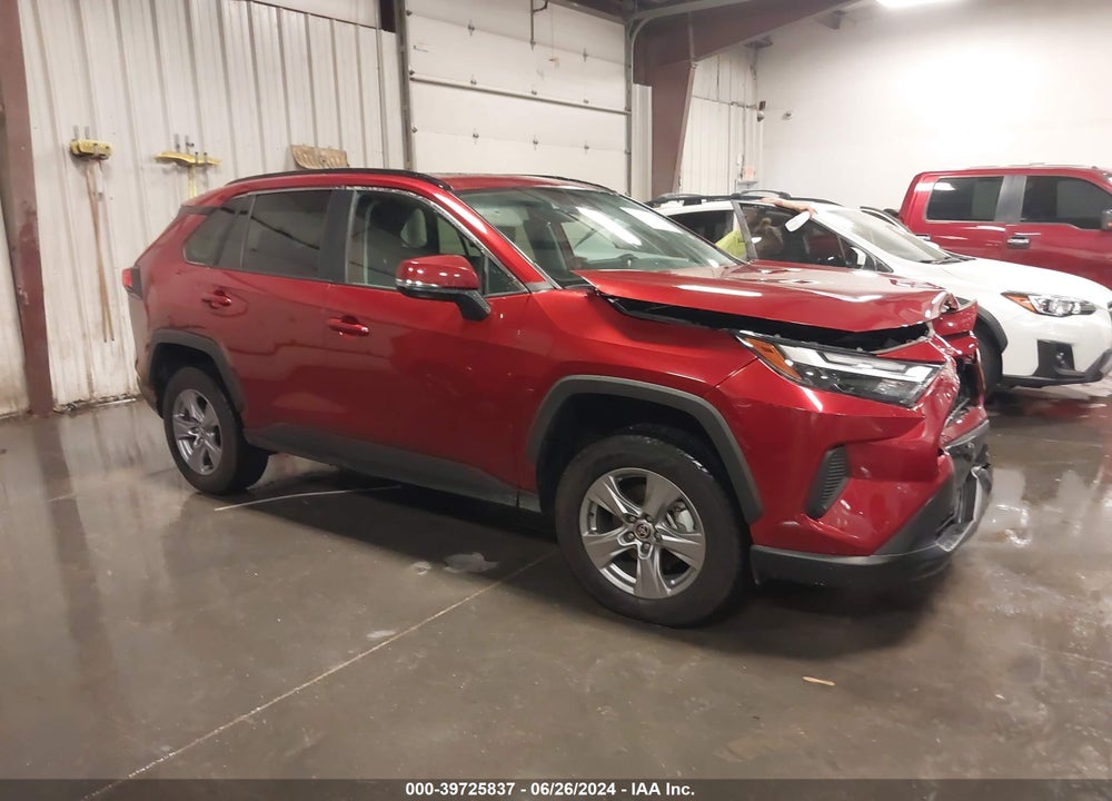 2022 TOYOTA RAV4 XLE VIN: 2T3P1RFV1NW257836
