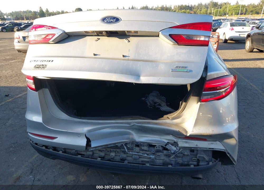 2019 FORD FUSION SE VIN: 3FA6P0HD1KR194074