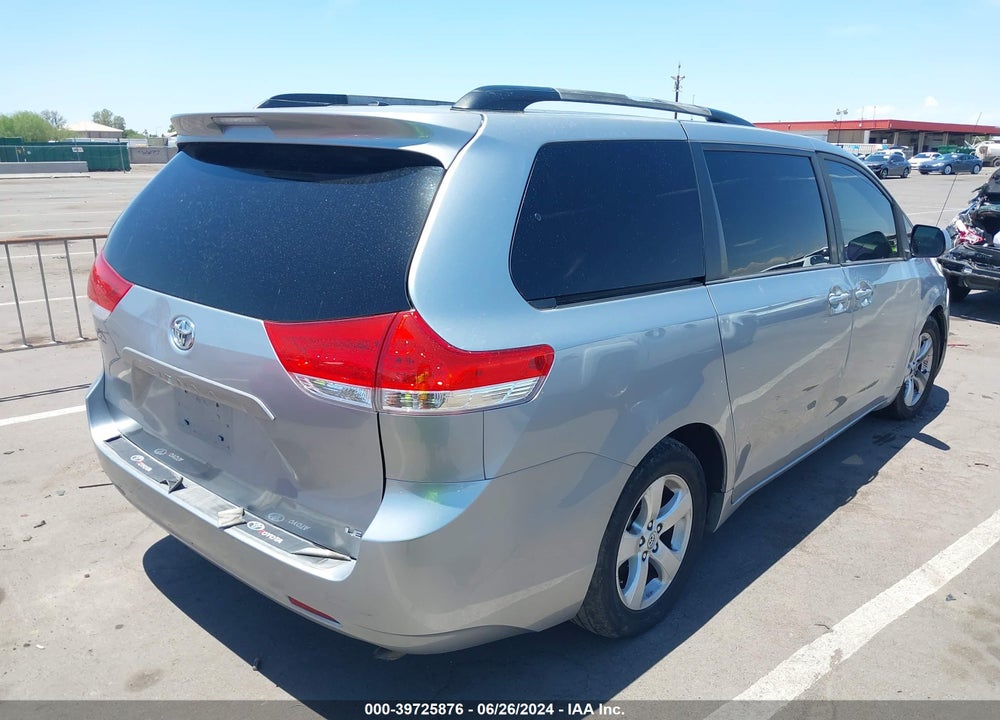 2013 TOYOTA SIENNA LE V6 8 PASSENGER VIN: 5TDKK3DC8DS387408