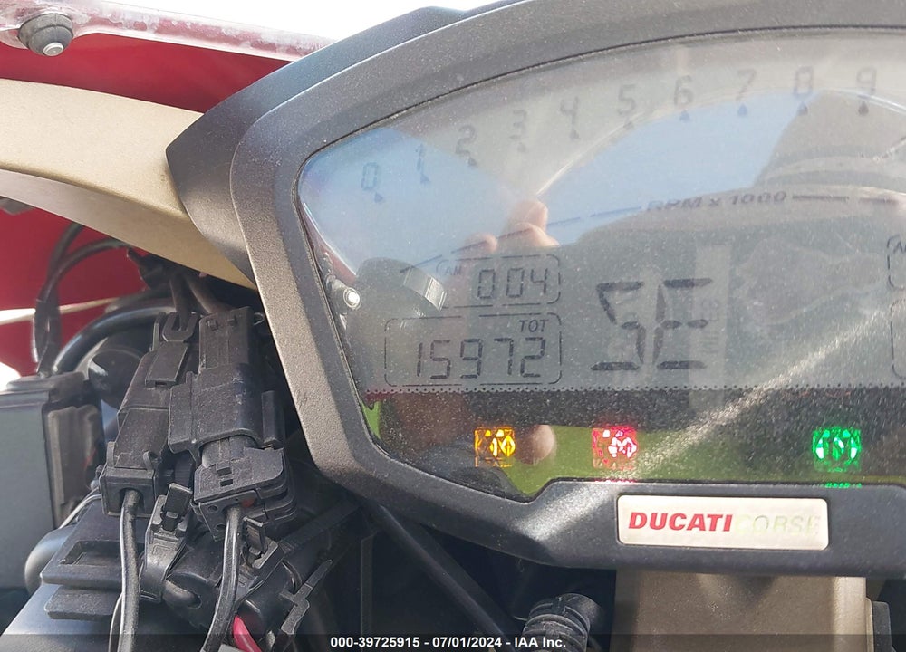 2010 DUCATI 848 VIN: ZDM1XBGV5AB012149