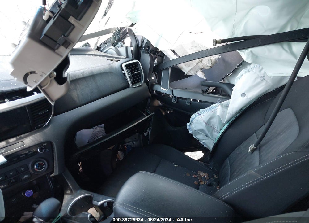 2020 KIA SPORTAGE LX VIN: KNDPM3AC7L7670315