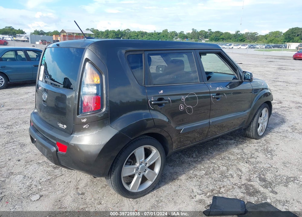 2011 KIA SOUL VIN: KNDJT2A29B7236373