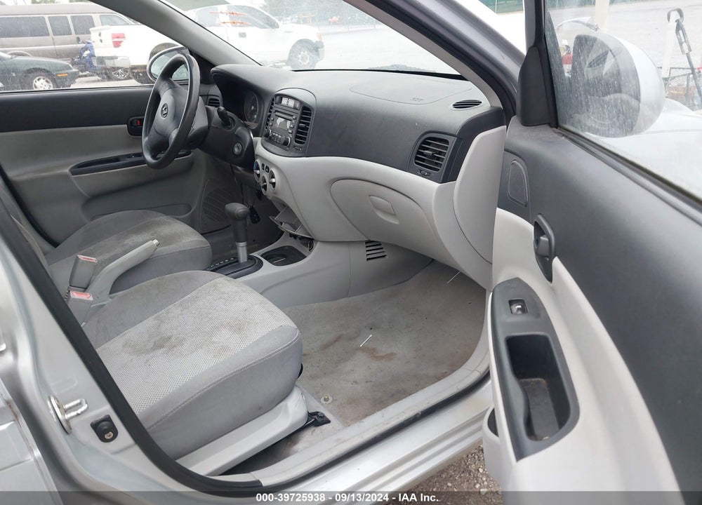 2008 HYUNDAI ACCENT GLS VIN: KMHCN46C78U182741